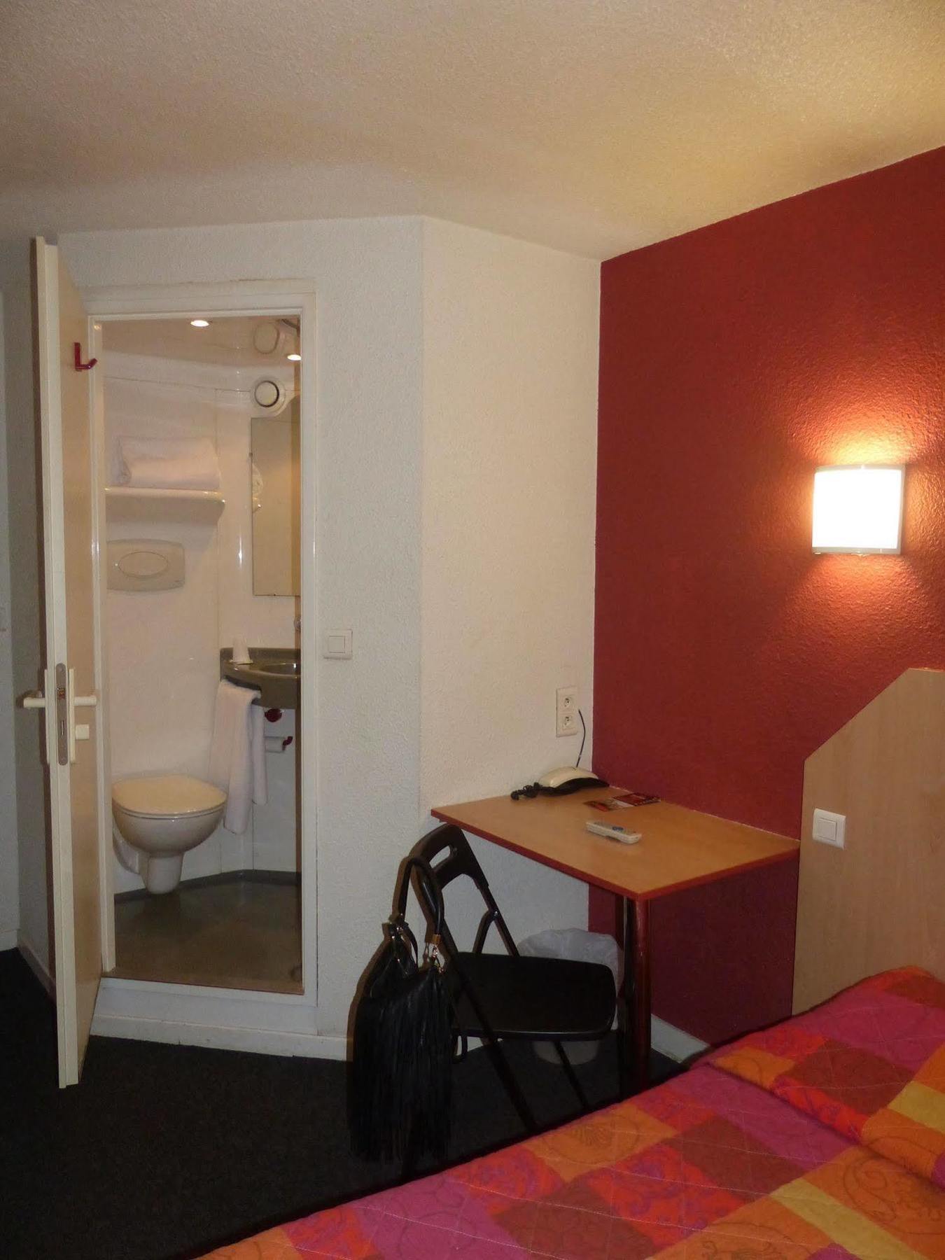 The Originals Access, Hotel Moustache, Seclin Εξωτερικό φωτογραφία