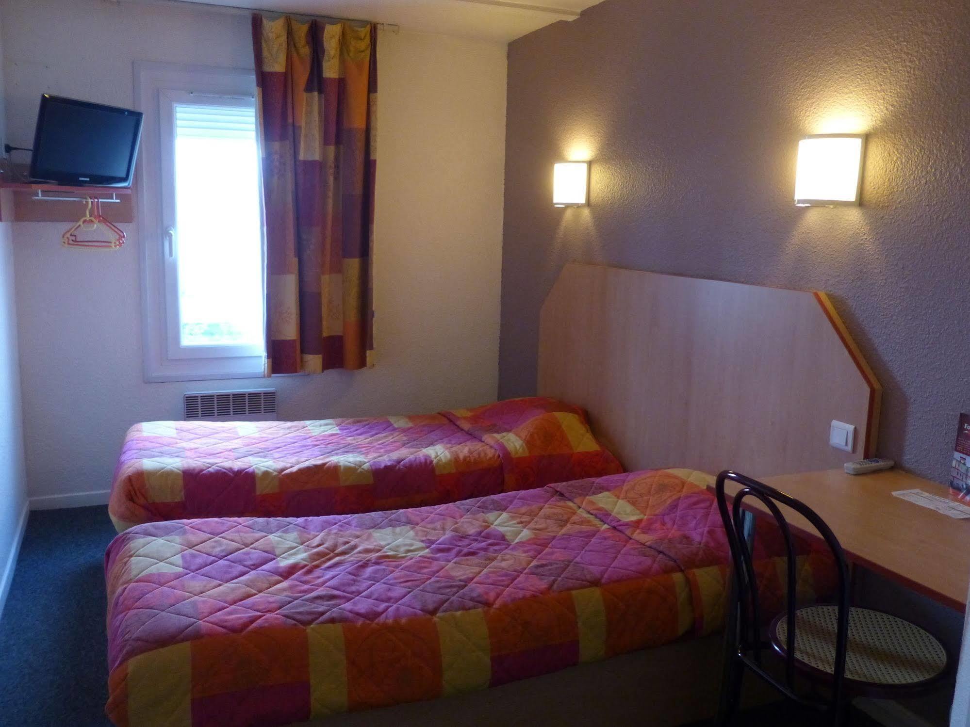 The Originals Access, Hotel Moustache, Seclin Εξωτερικό φωτογραφία