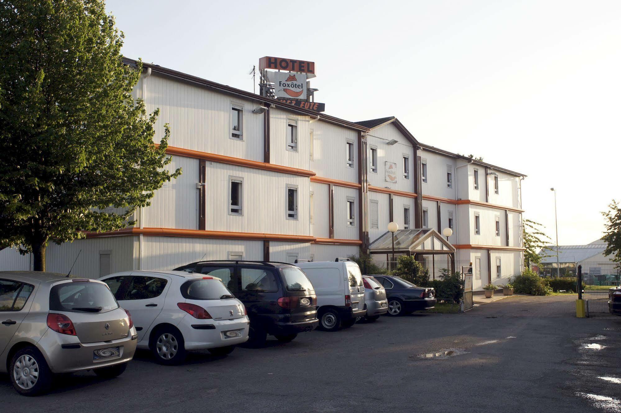 The Originals Access, Hotel Moustache, Seclin Εξωτερικό φωτογραφία